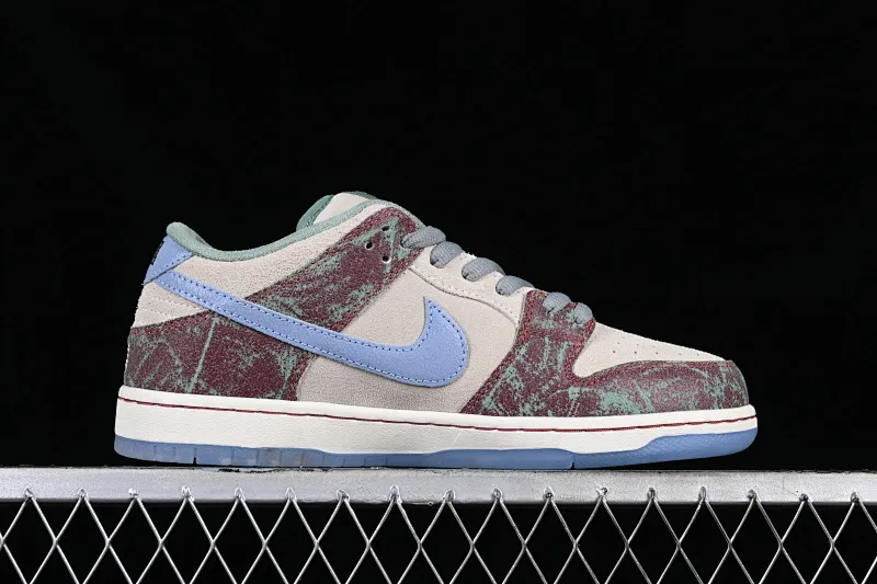 All categories Nk SB Dunk Series Nk SB Dunk Low low-top sneakers J version Crenshaw Skate Club x Nk SB Dunk Low joint model SB low-top sports and leisure sneakers FN4193-100